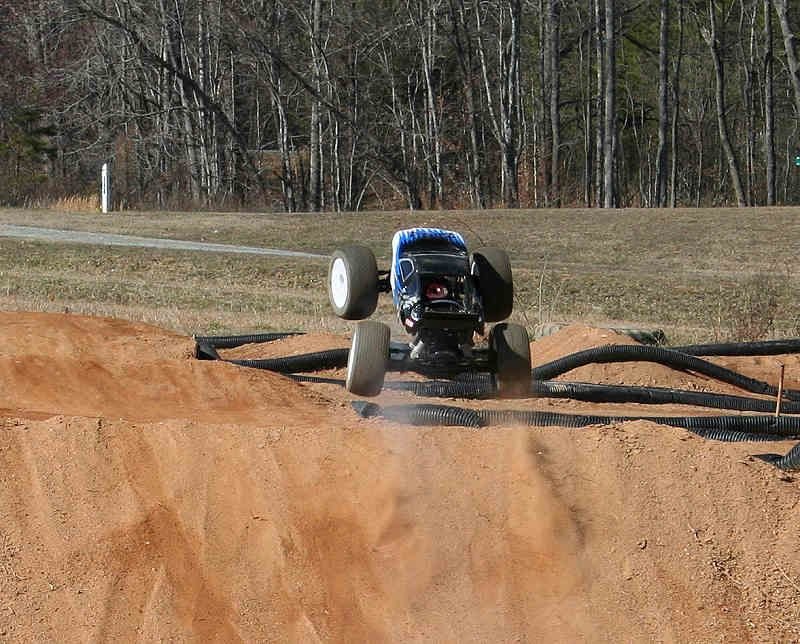 CEN%20Nemesis%201/8%20Nitro%20Monster%20Truck%207.7%20RTR