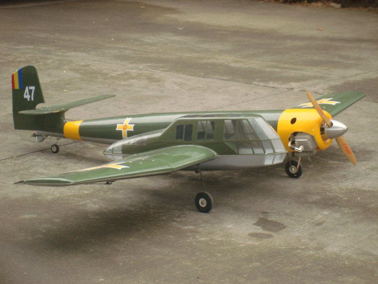 CY Model Blohm & Voss BV 141B Benzinli ARF Uçak