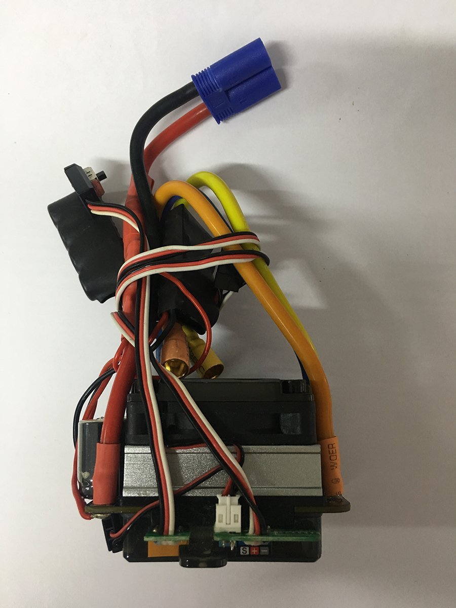 CEN%20Racing%20Matrix-5E%20ESC%20150A%20for%206S%20(22,2%20Volt)%20Forward%20and%20Reverse