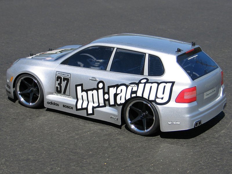 HPI%20Porsche%20Cayenne%20Turbo%20Body%20(200mm/WB255mm)