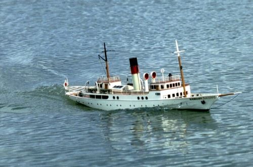 Saito%20Kamome%20scale%20yatch%20for%20steam%20engine