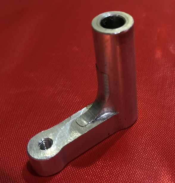 CEN%20CNC%20Alum.%20Steering%20Bell%20Crank%20(Upgrade%20for%20ME022)