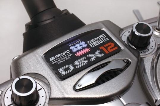 JR%20PROPO%20DSX12%20DSM2%202.4Ghz%20Radio%20Transmitter%20with%20RD922%20Power%20Safe%20Receiver%20(HV)%20Servoless