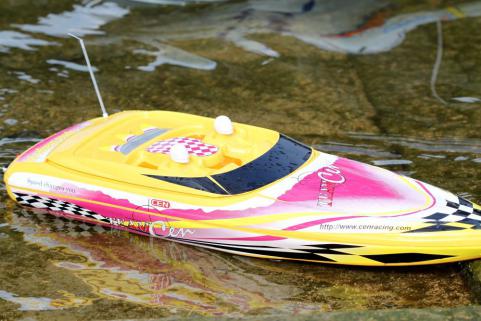 CEN Aqua Jet w/.16 engine (GP) RTR