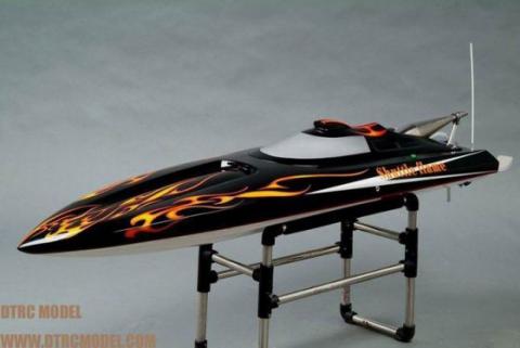 DTRC RC Boat with Zenoah 26cc Gasoline engine